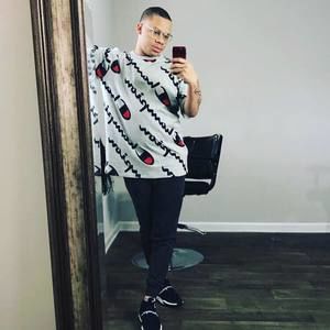 Meet your Posher, Donovan